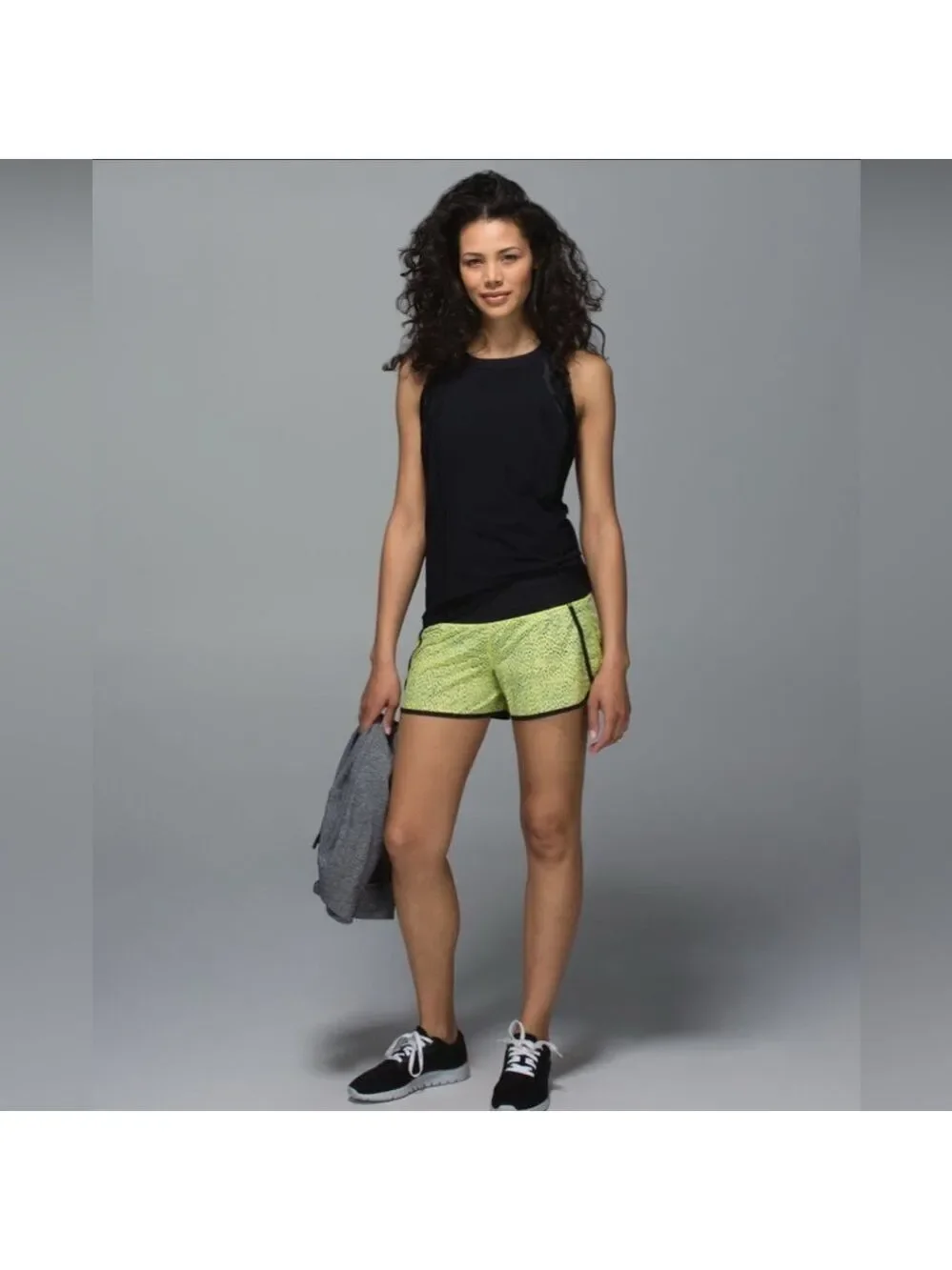 Lululemon Run Times Short  4” Inseam Dottie Dot Clarity Yellow Black SZ 12